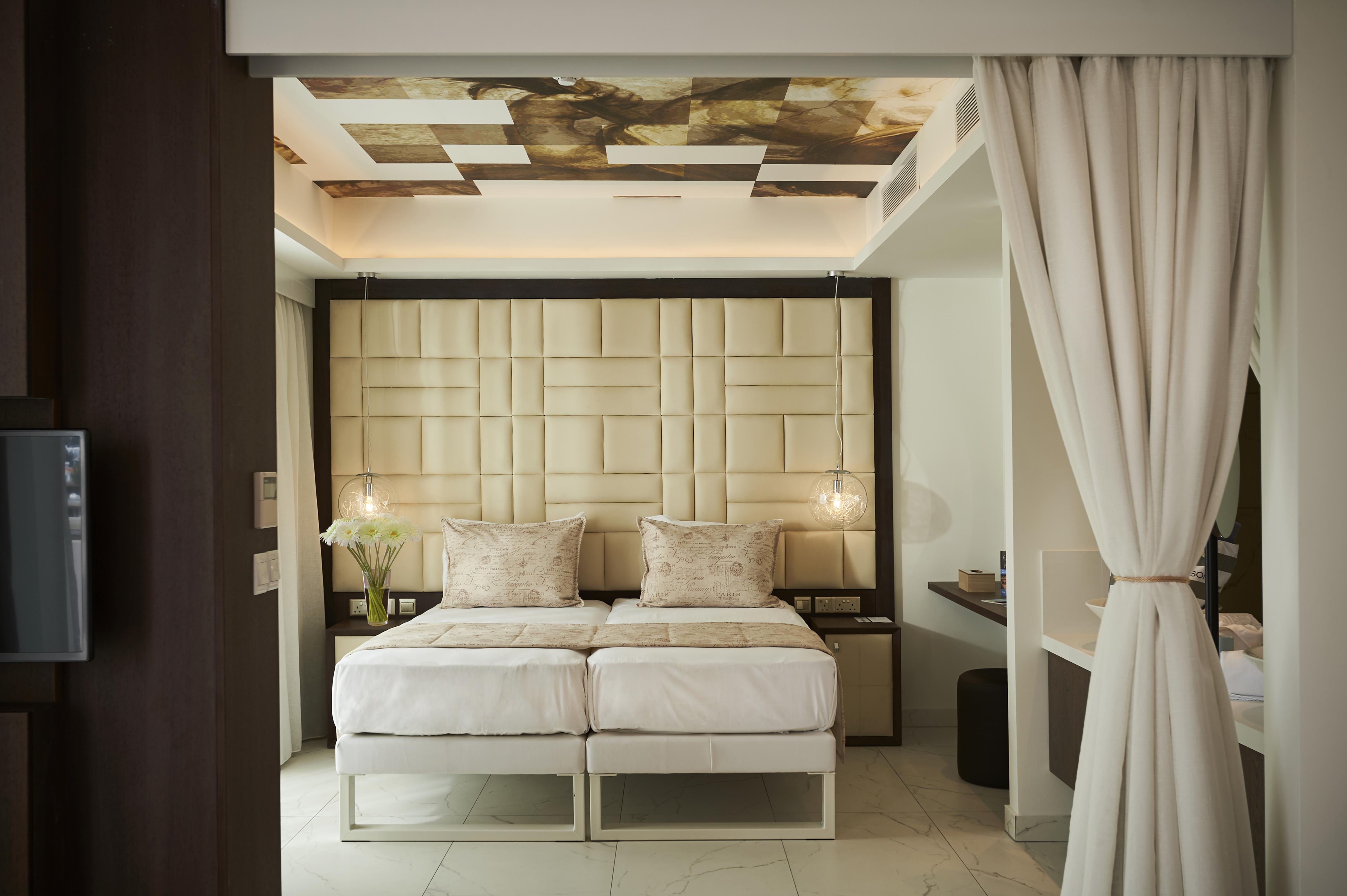 King Jason Paphos - Designed For Adults By Louis Hotels Eksteriør billede