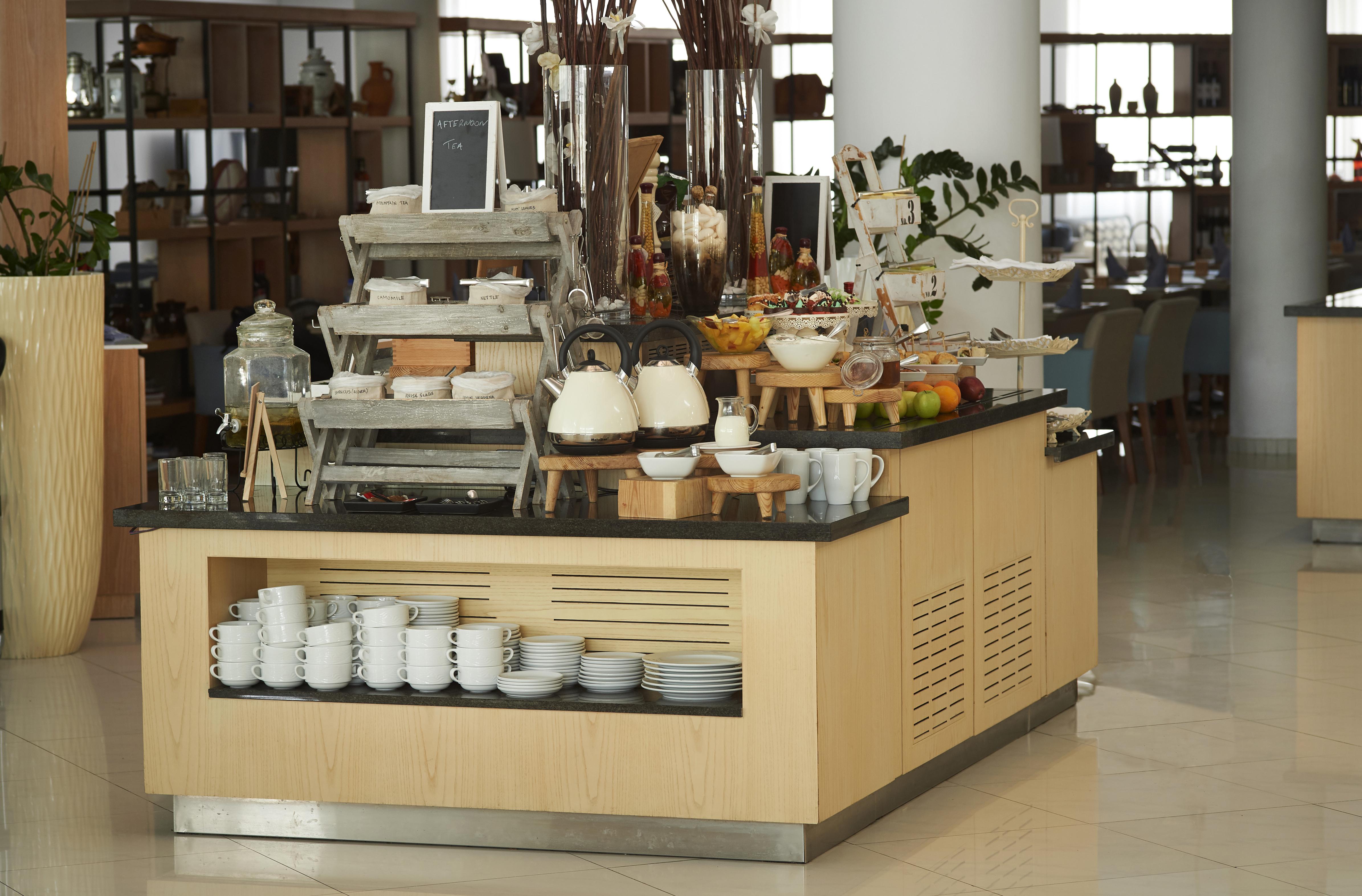 King Jason Paphos - Designed For Adults By Louis Hotels Eksteriør billede