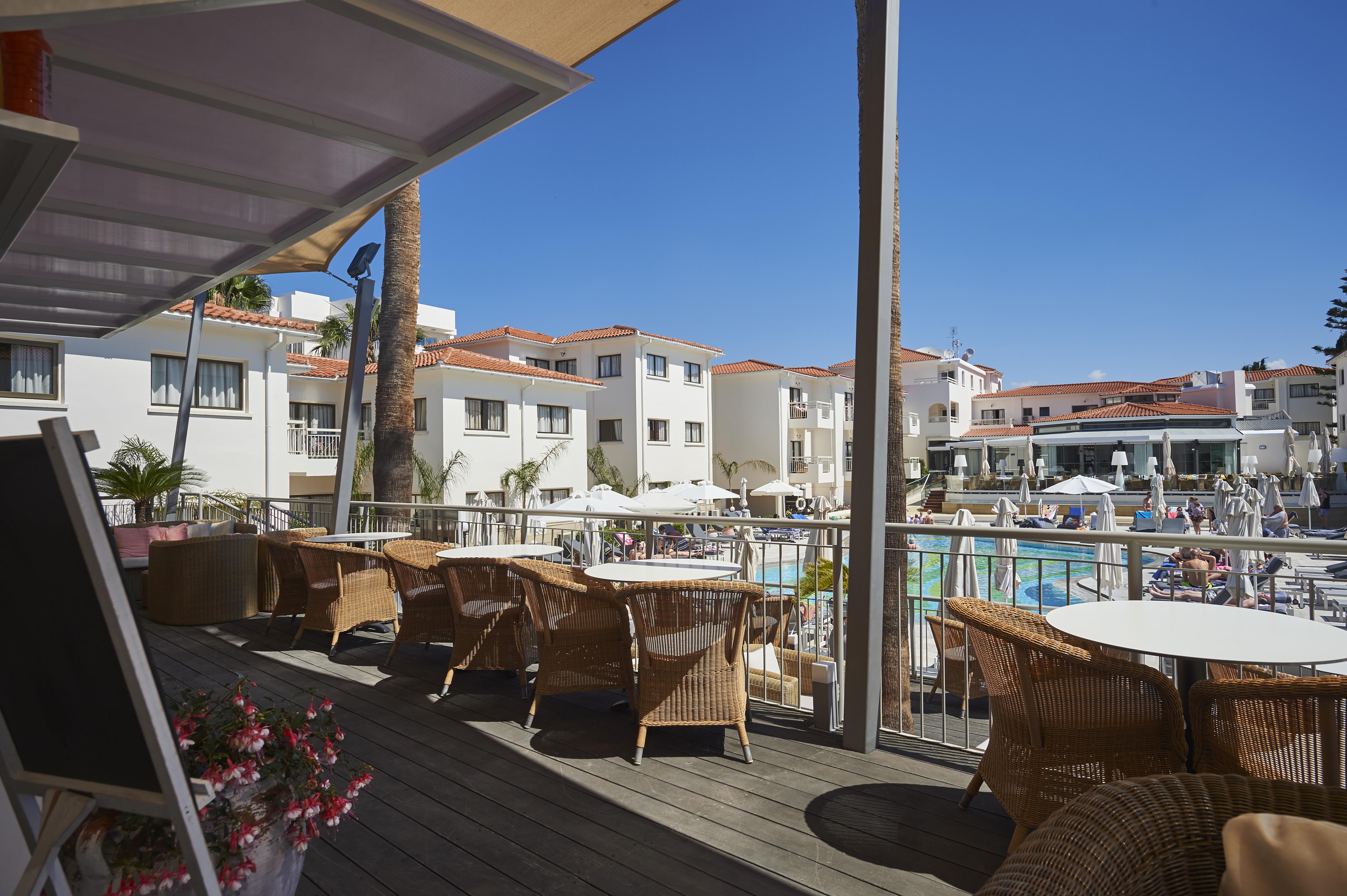 King Jason Paphos - Designed For Adults By Louis Hotels Eksteriør billede