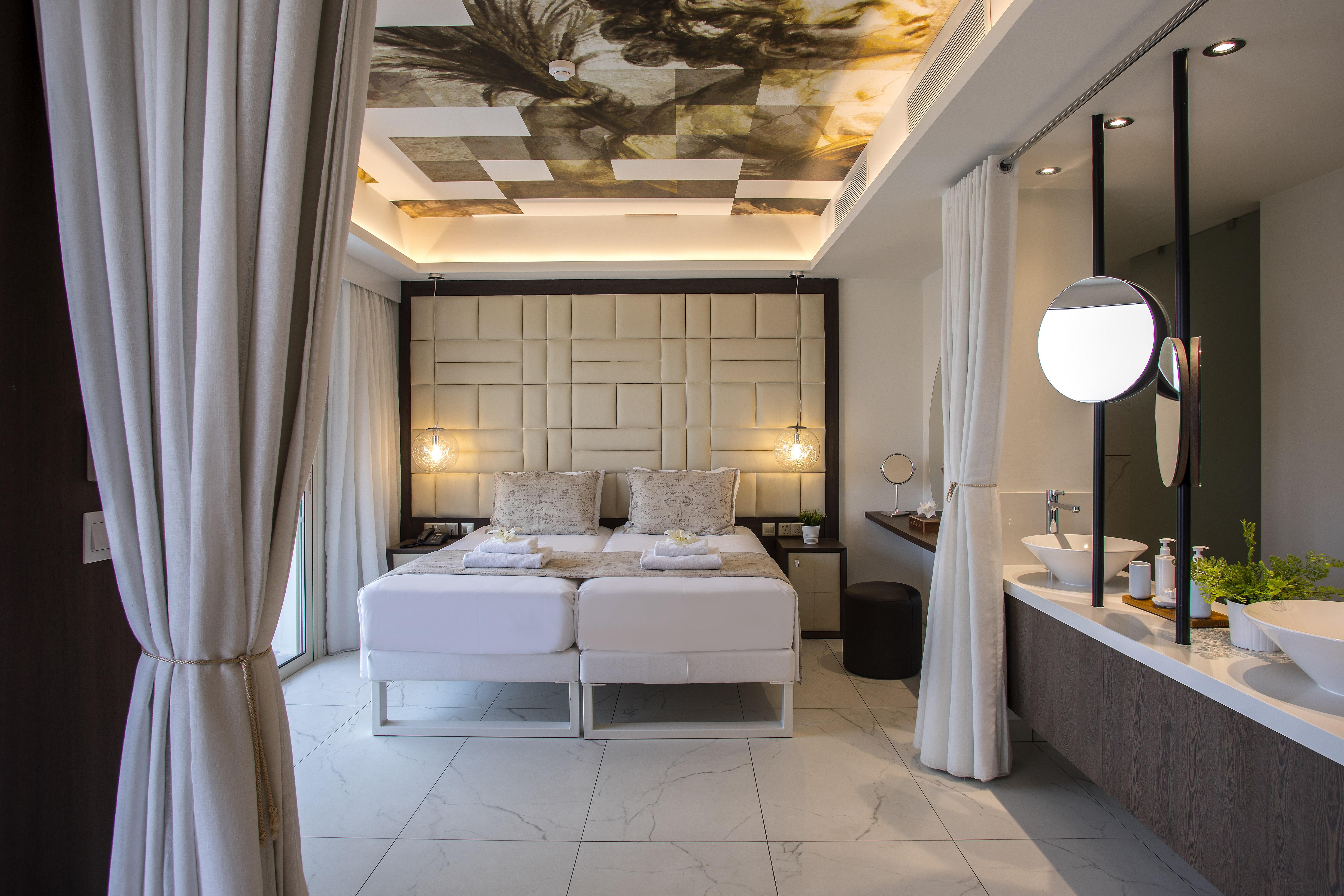 King Jason Paphos - Designed For Adults By Louis Hotels Eksteriør billede