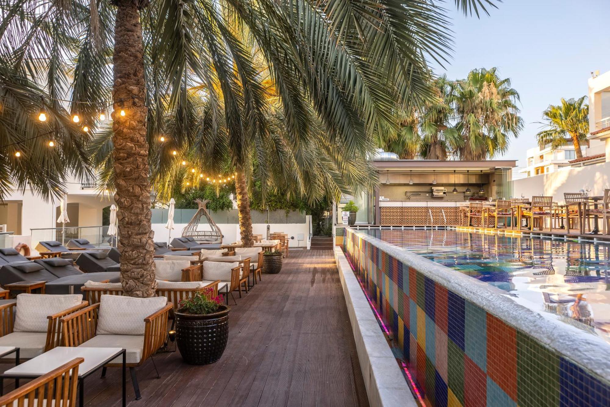 King Jason Paphos - Designed For Adults By Louis Hotels Eksteriør billede