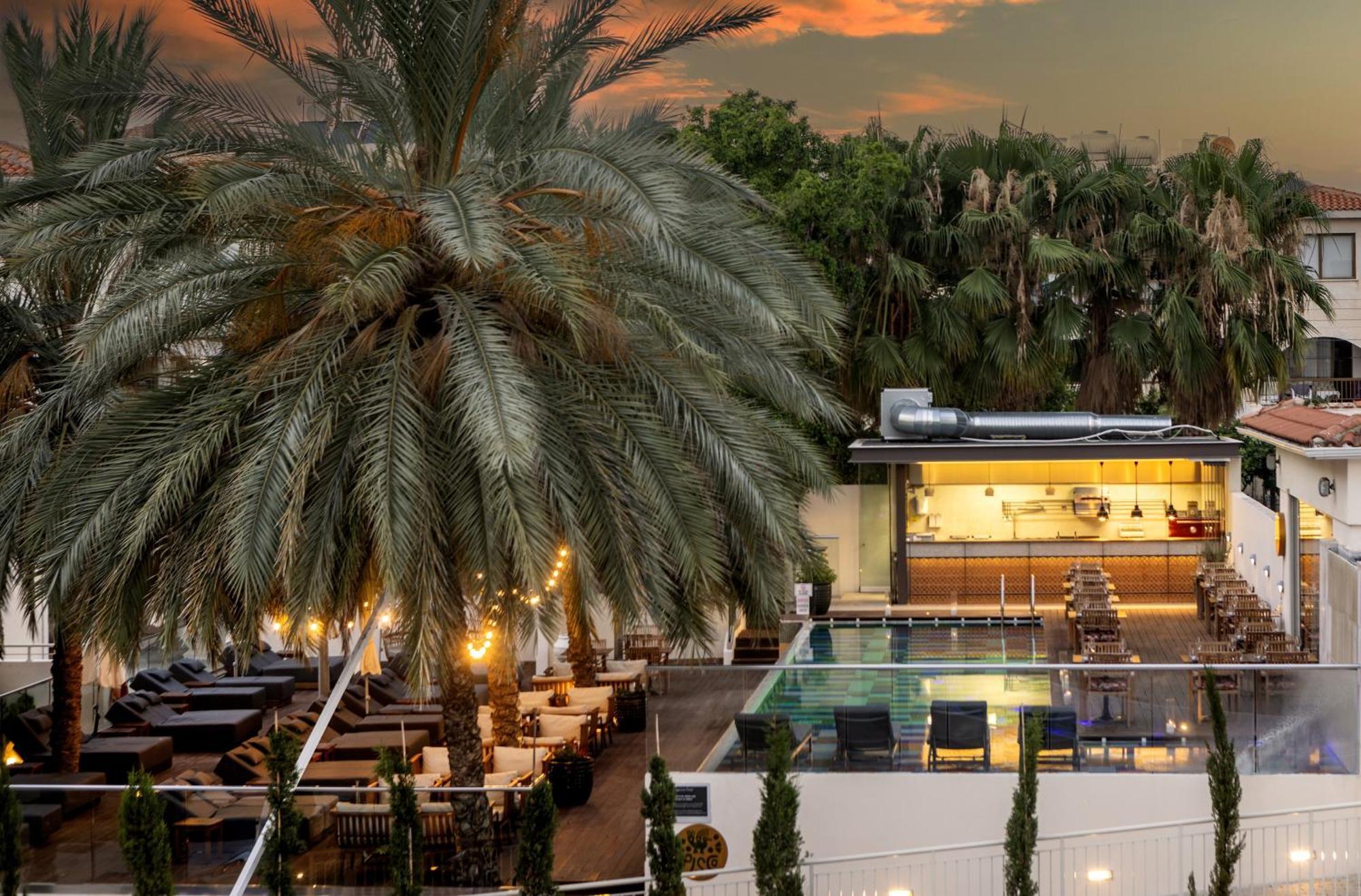 King Jason Paphos - Designed For Adults By Louis Hotels Eksteriør billede