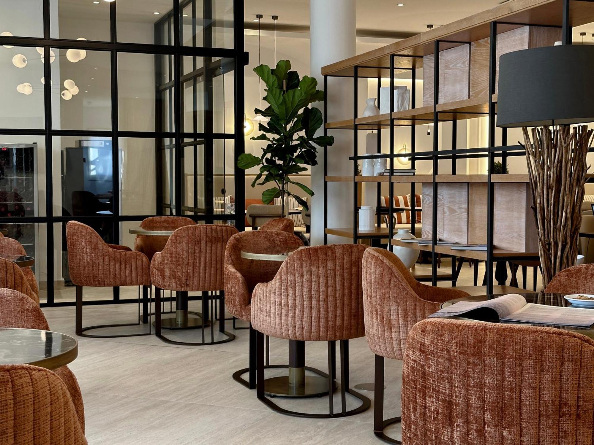 King Jason Paphos - Designed For Adults By Louis Hotels Eksteriør billede