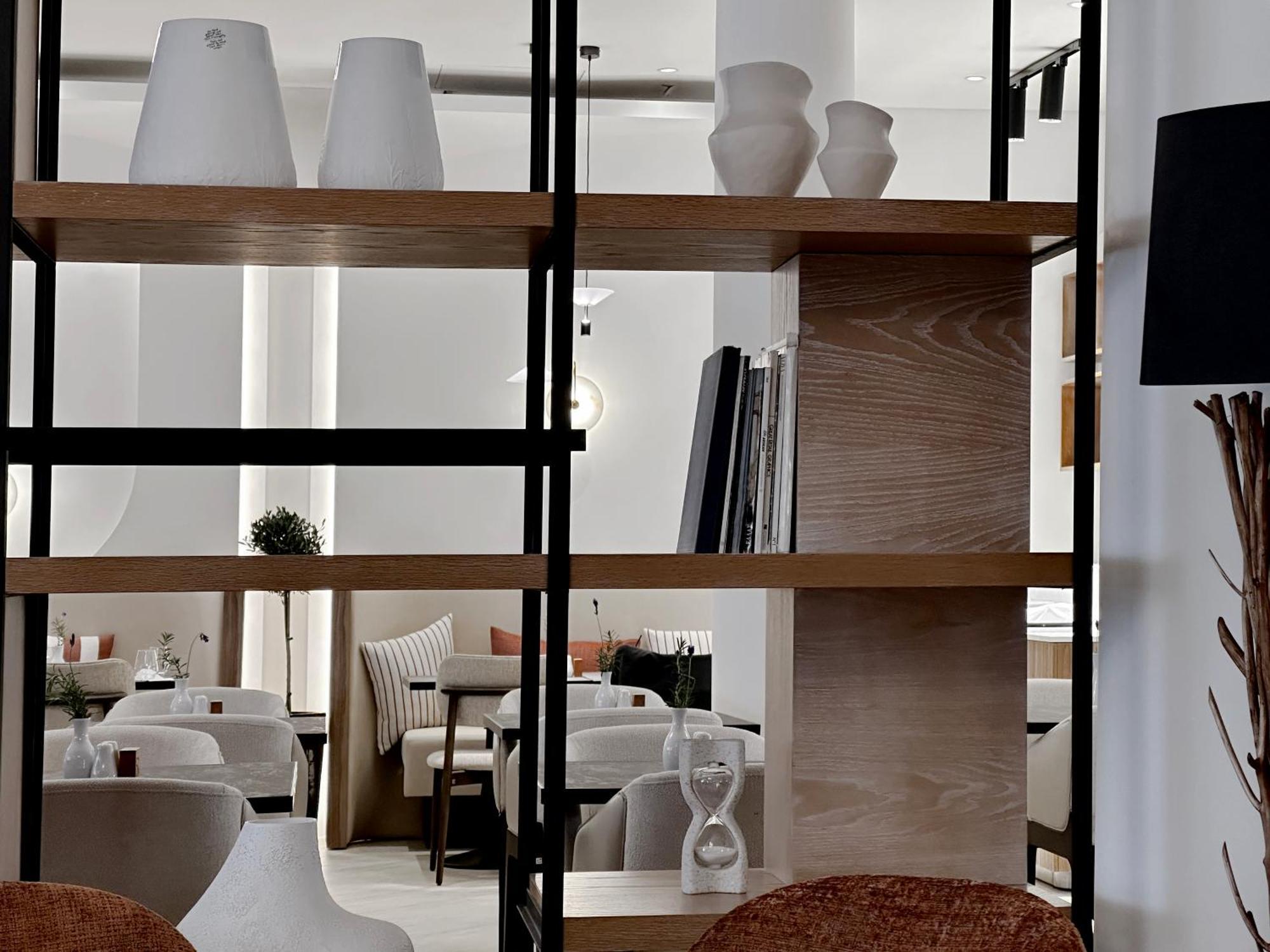 King Jason Paphos - Designed For Adults By Louis Hotels Eksteriør billede