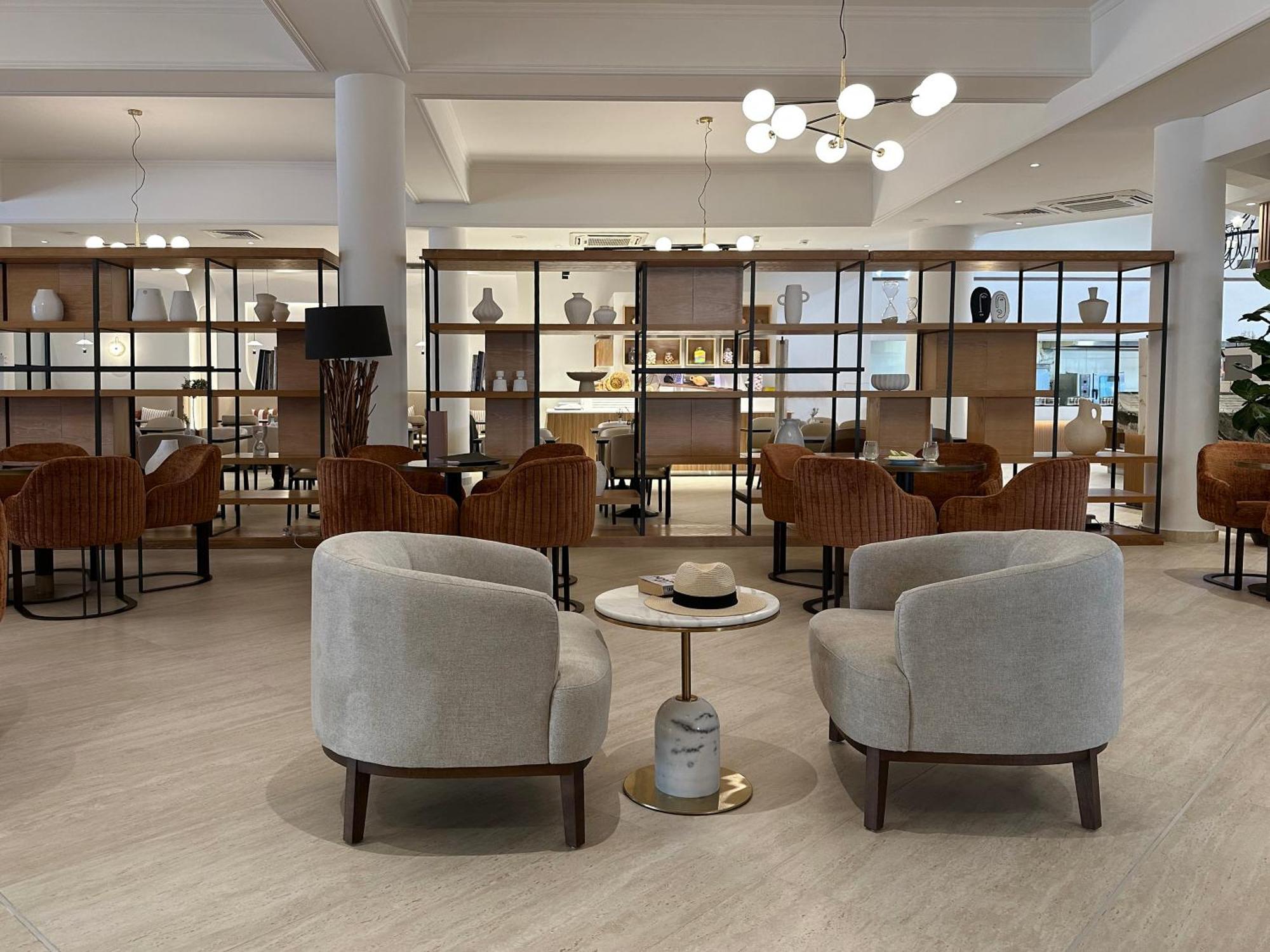 King Jason Paphos - Designed For Adults By Louis Hotels Eksteriør billede