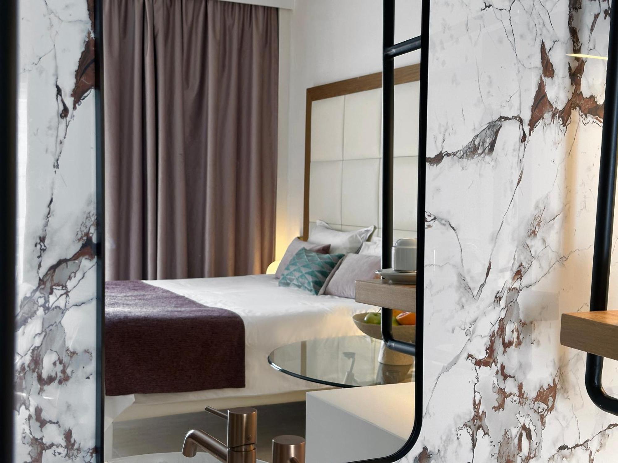 King Jason Paphos - Designed For Adults By Louis Hotels Eksteriør billede
